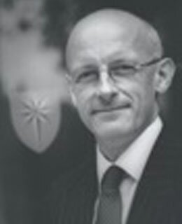 Prof Neil McClure